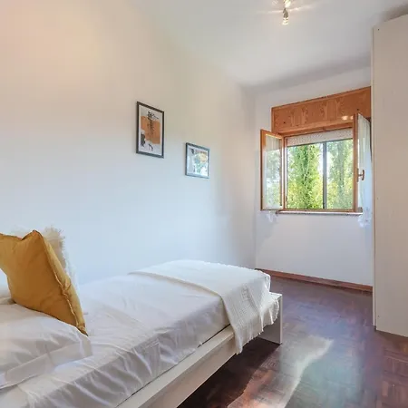 Apartmán Guesthost - Pontelagoscuro Huge & Residential *